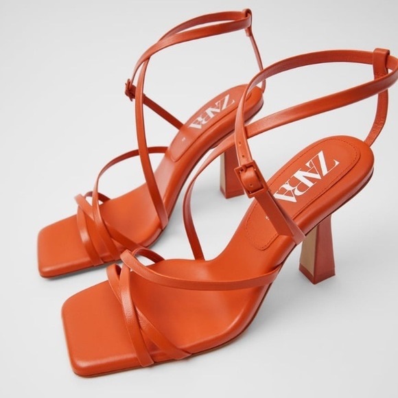 Zara Shoes - ZARA WOMAN STRAPPY LEATHER HEELED SANDALS